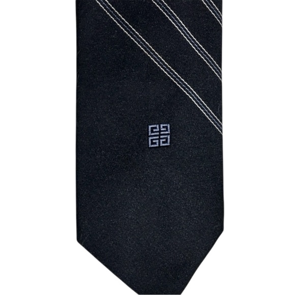 GIVENCHY NECKTIE - Picture 3 of 6